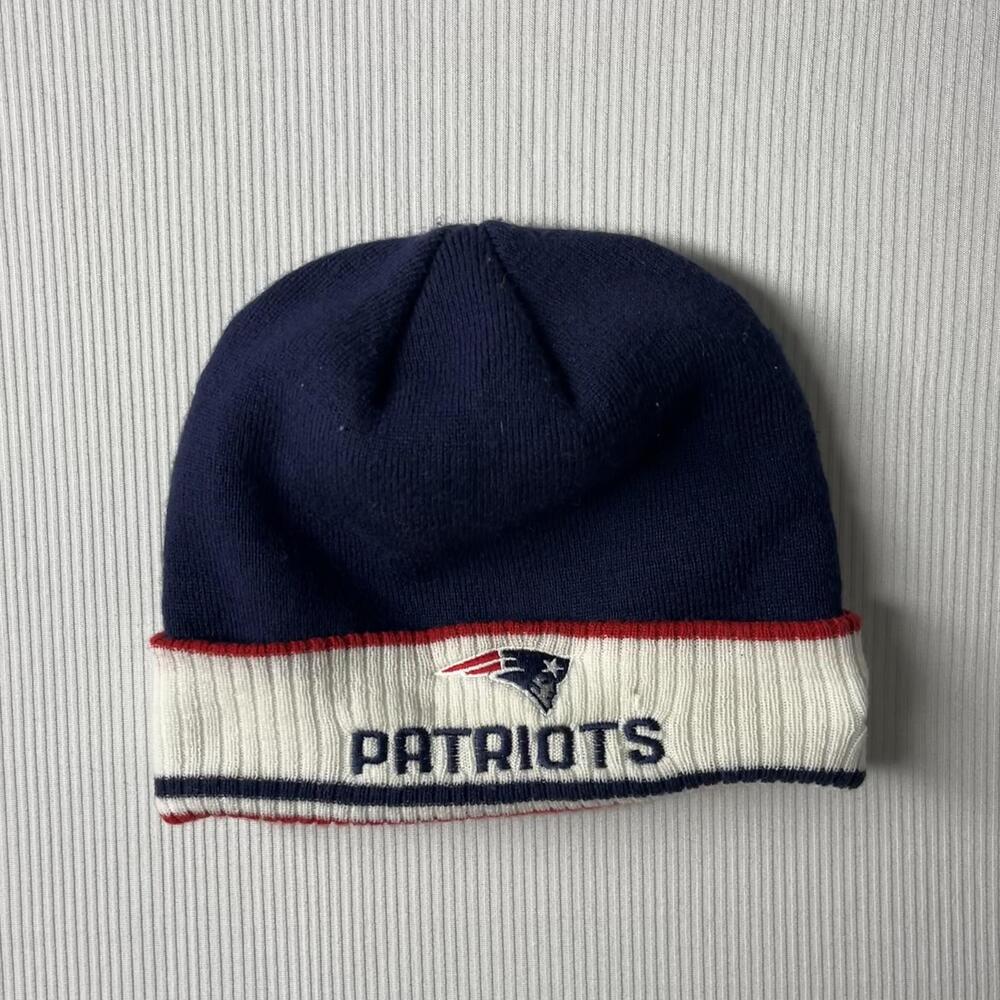 New England Patriots Hat Cap Mens One Size Blue NFL Football Knit Beanie Reebok